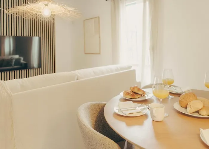 بيت للعطل Gaia House - Exclusive & Free Parking كونيل ذي لا فرونتيرا