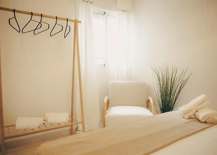 別荘 Gaia House - Exclusive & Free Parking コニル・デ・ラ・フロンテラ