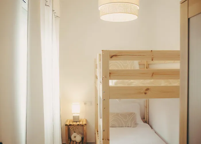 Gaia House - Exclusive & Free Parking بيت للعطل *